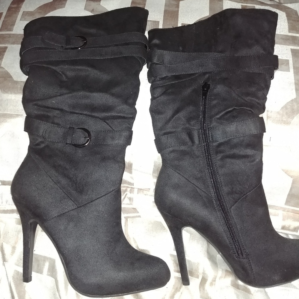 Black Calf Length New Suede Boots Size 7.5